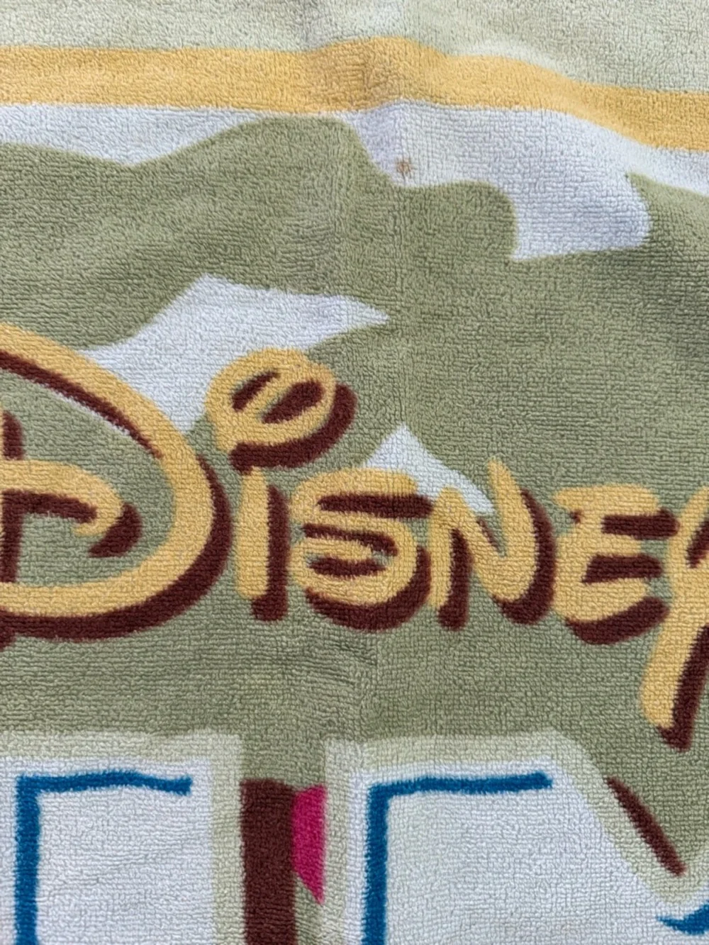 Vintage Disney Animal Kingdom Beach Body Towel Multicolor Parks